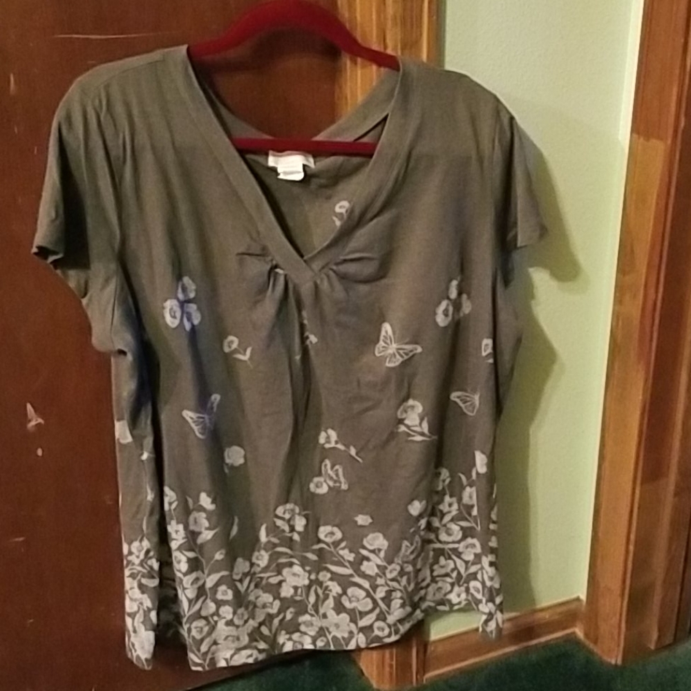 Green flower/butterfly shirt